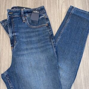 Hollister Women’s Blue Jeans